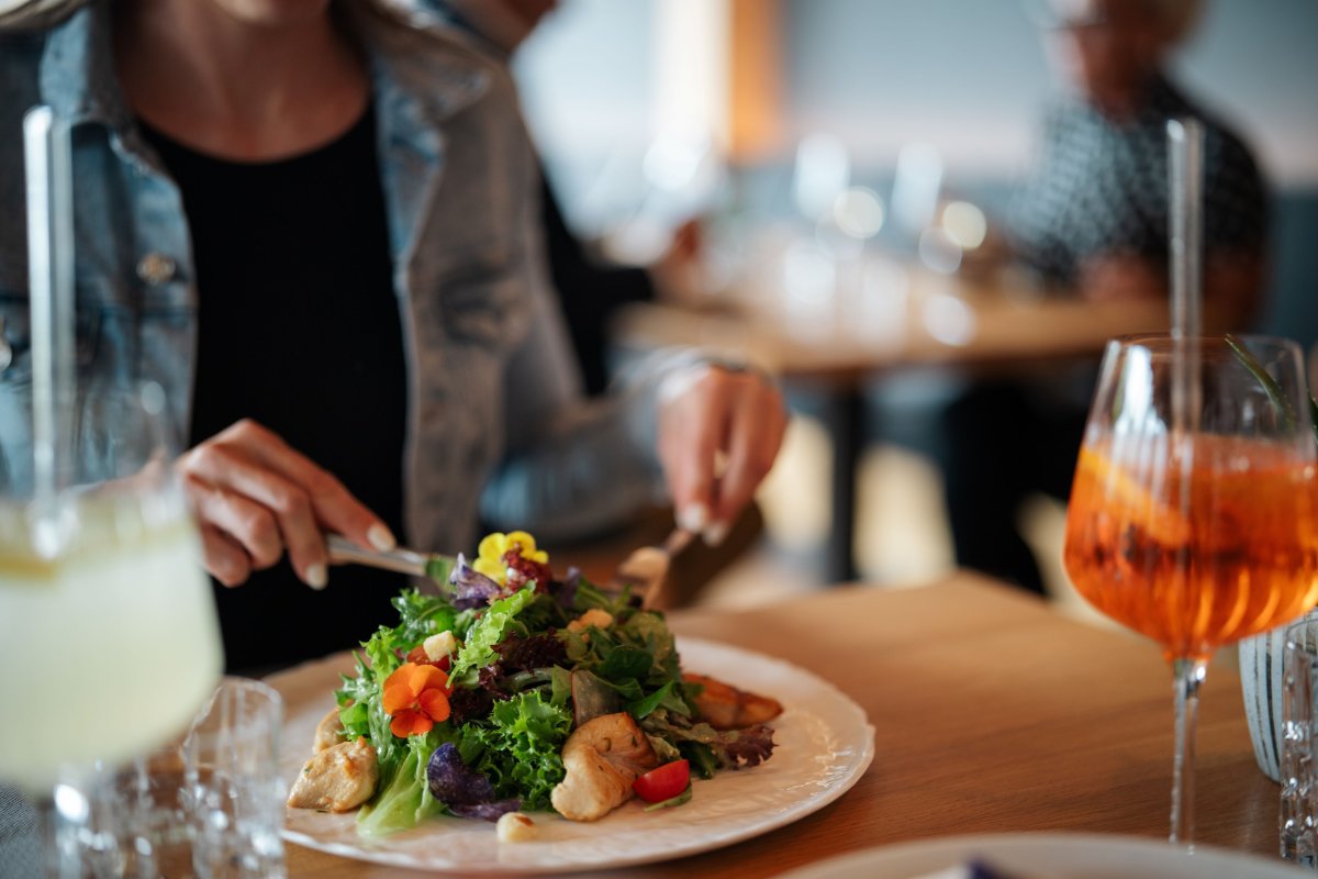 eduCARE Cafe Restaurant Hotel