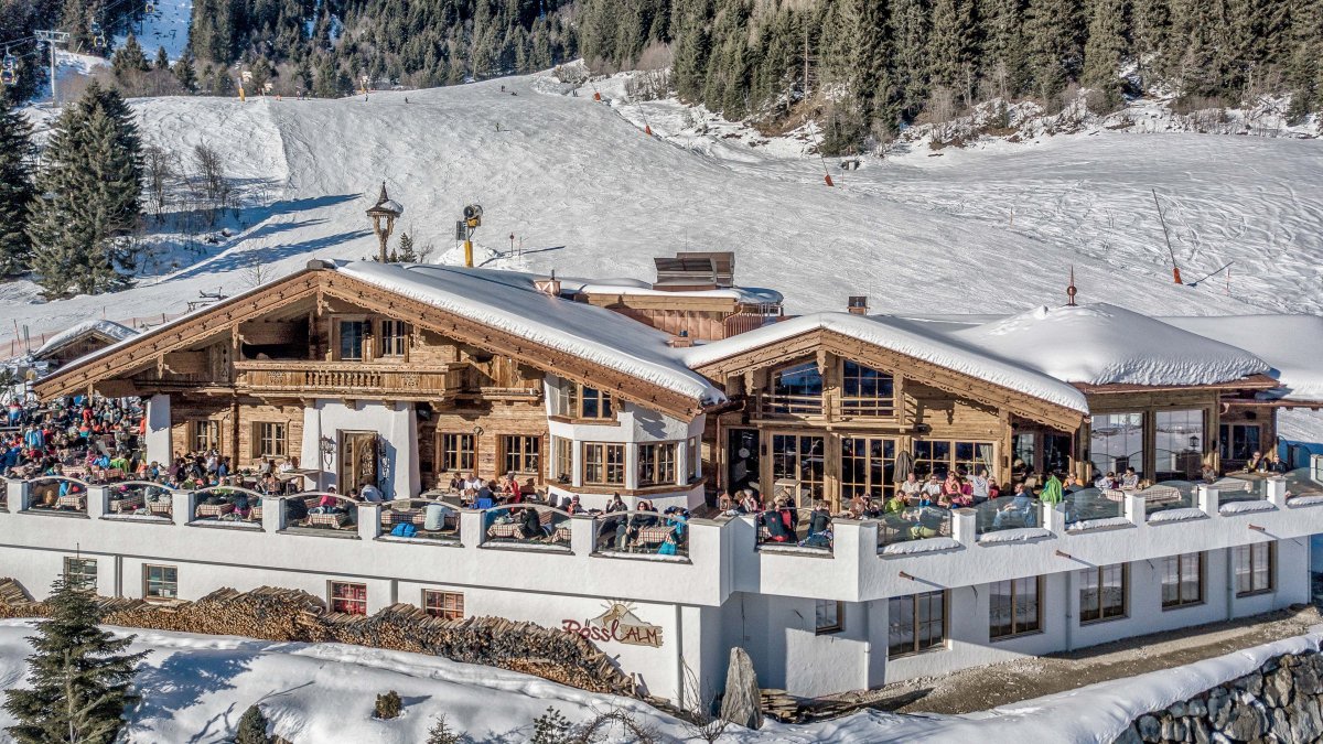 Foto der Rössl Alm im Winter