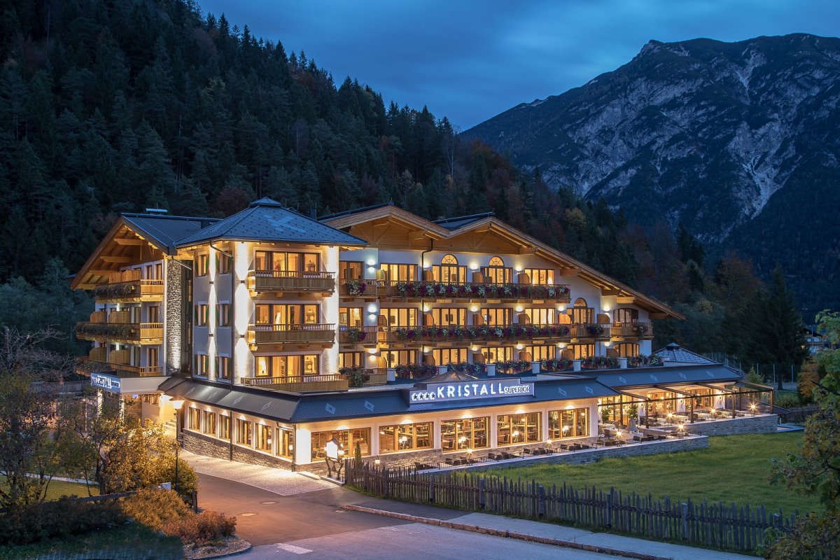 Hotel Kristall Foto von Hotel in der Aussenansicht