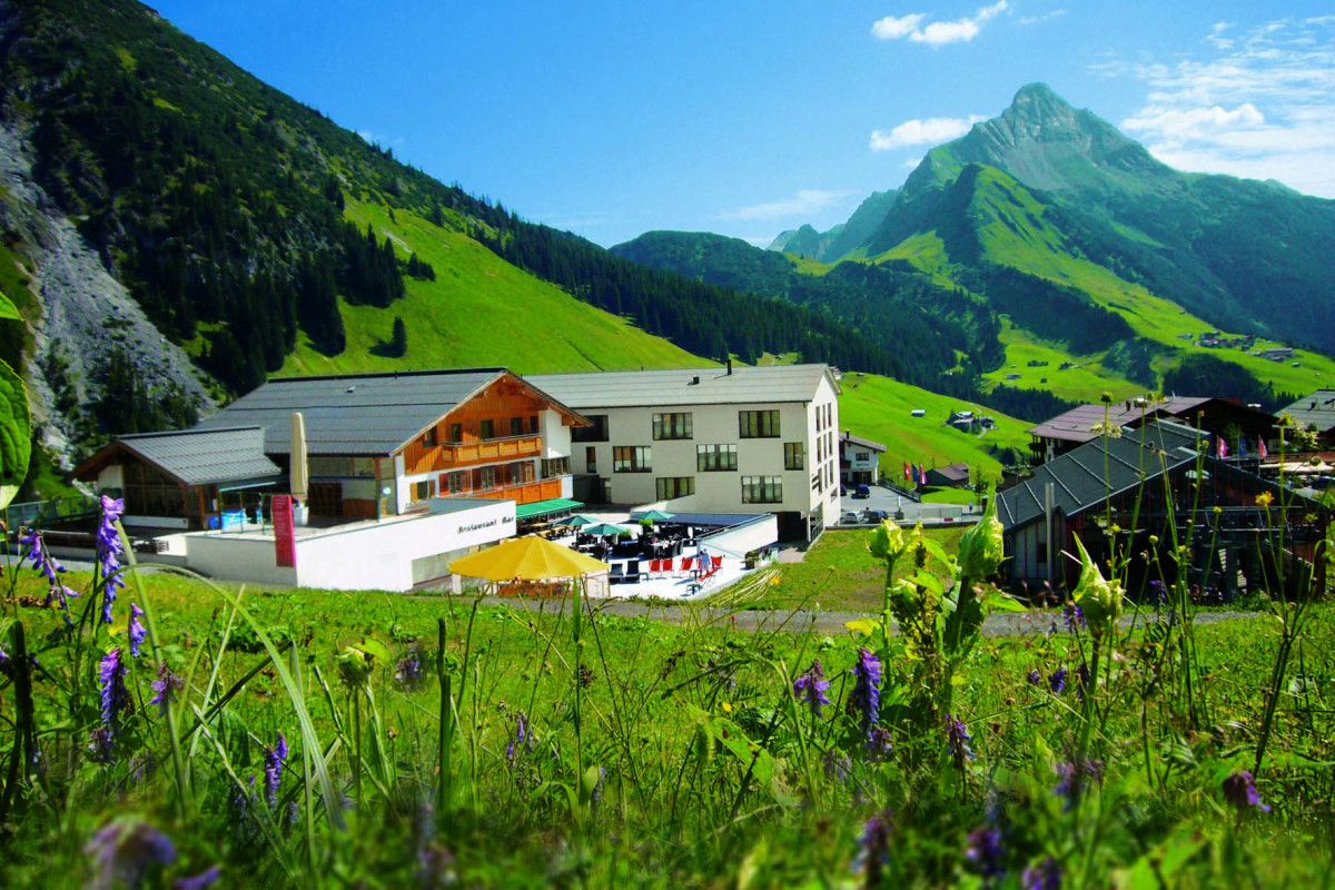 Das Sporthotel Steffisalp in Warth Außenansicht Das Sporthotel Steffisalp