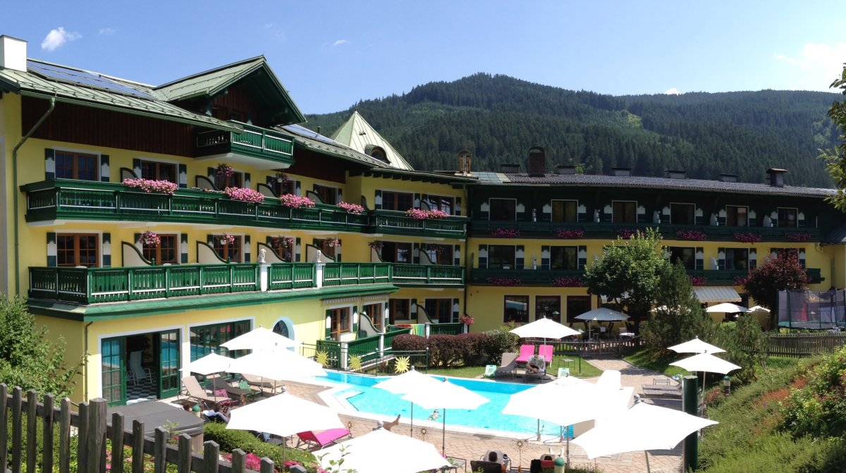 Hotel Sommerhof Foto des Hotel Sommerhofs im Sommer