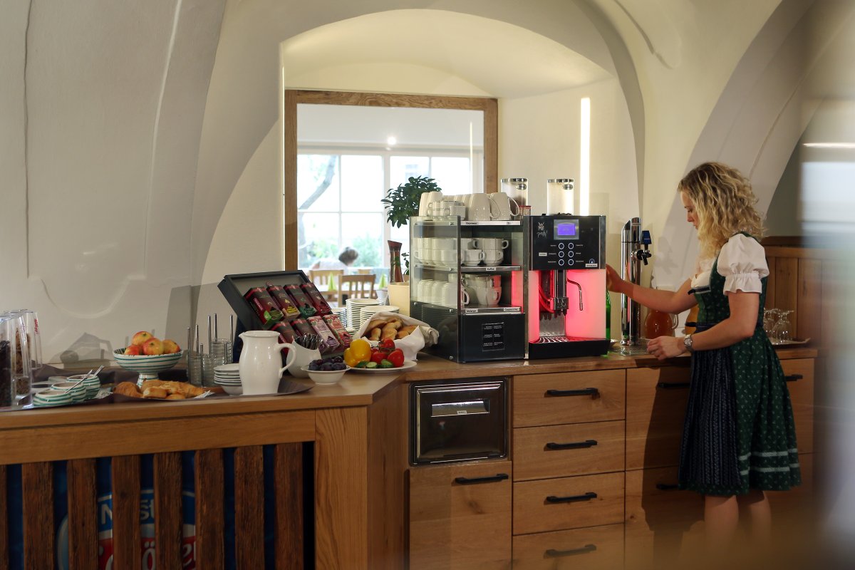 Perbersdorfer Heuriger & Hotel