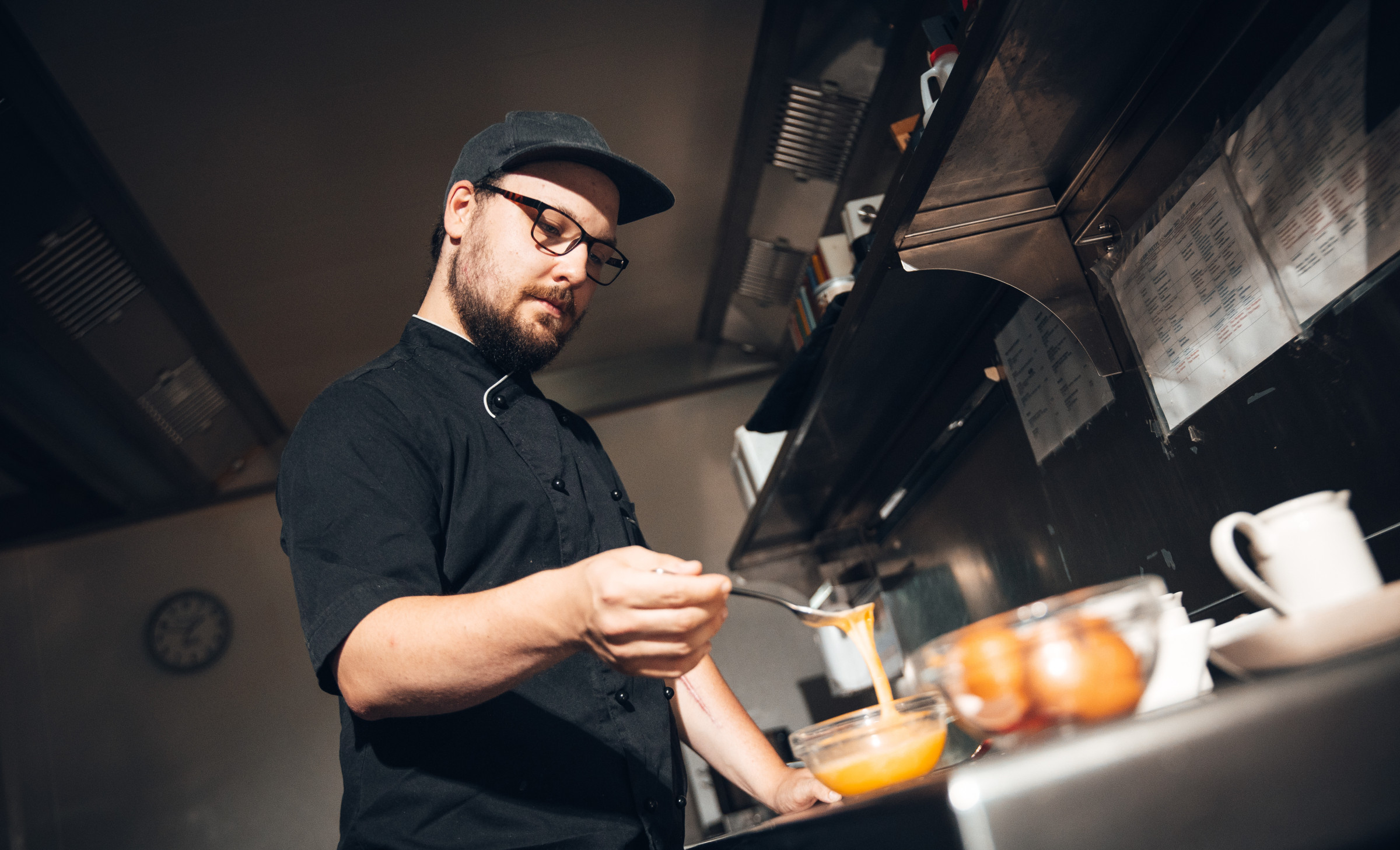 Modern vs. traditional: an interview with two chefs - Blog - Hogastjob