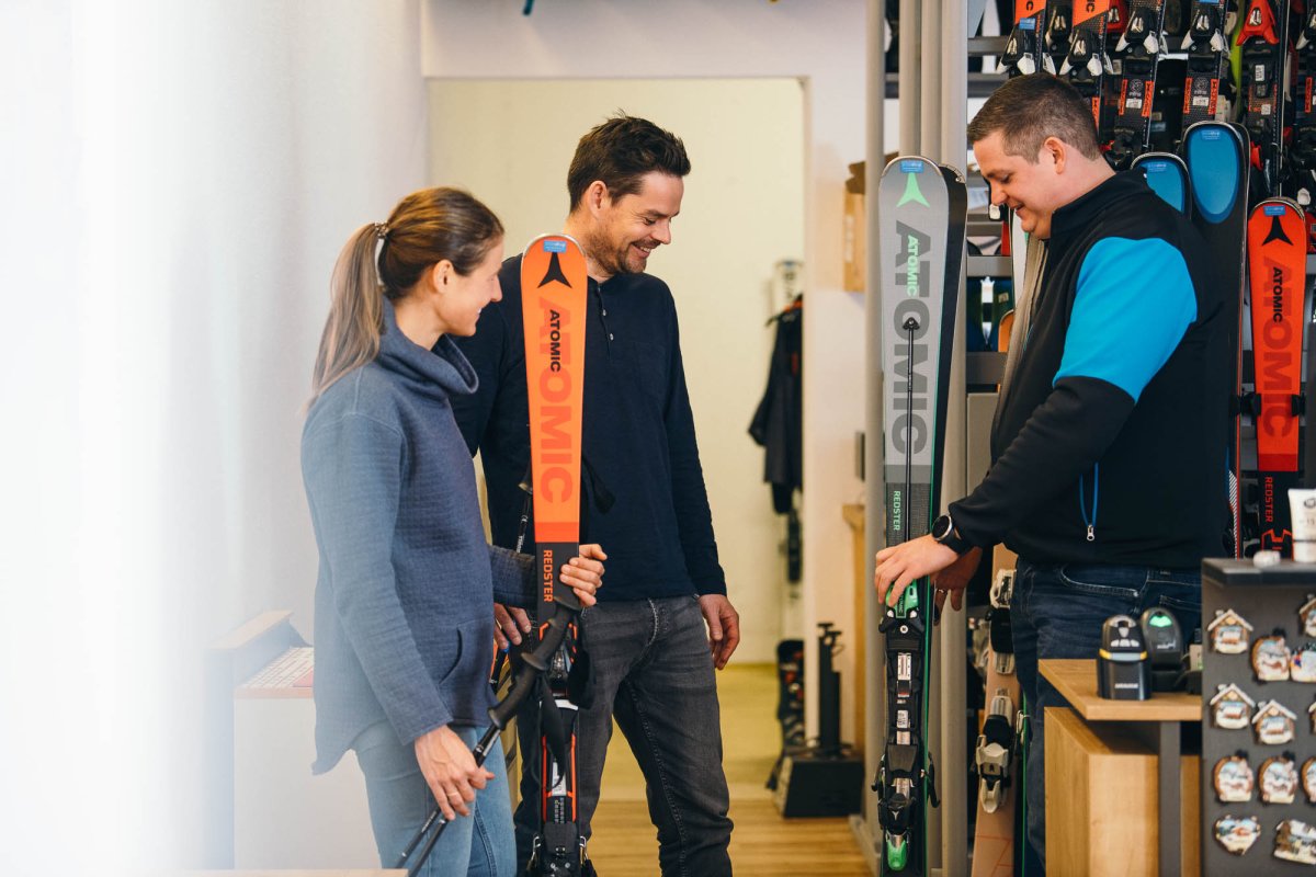 Foto des hauseigenen Skiverleihs