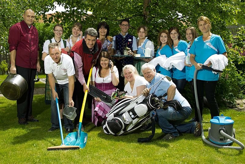 Teamfoto des Hotels Gotthard