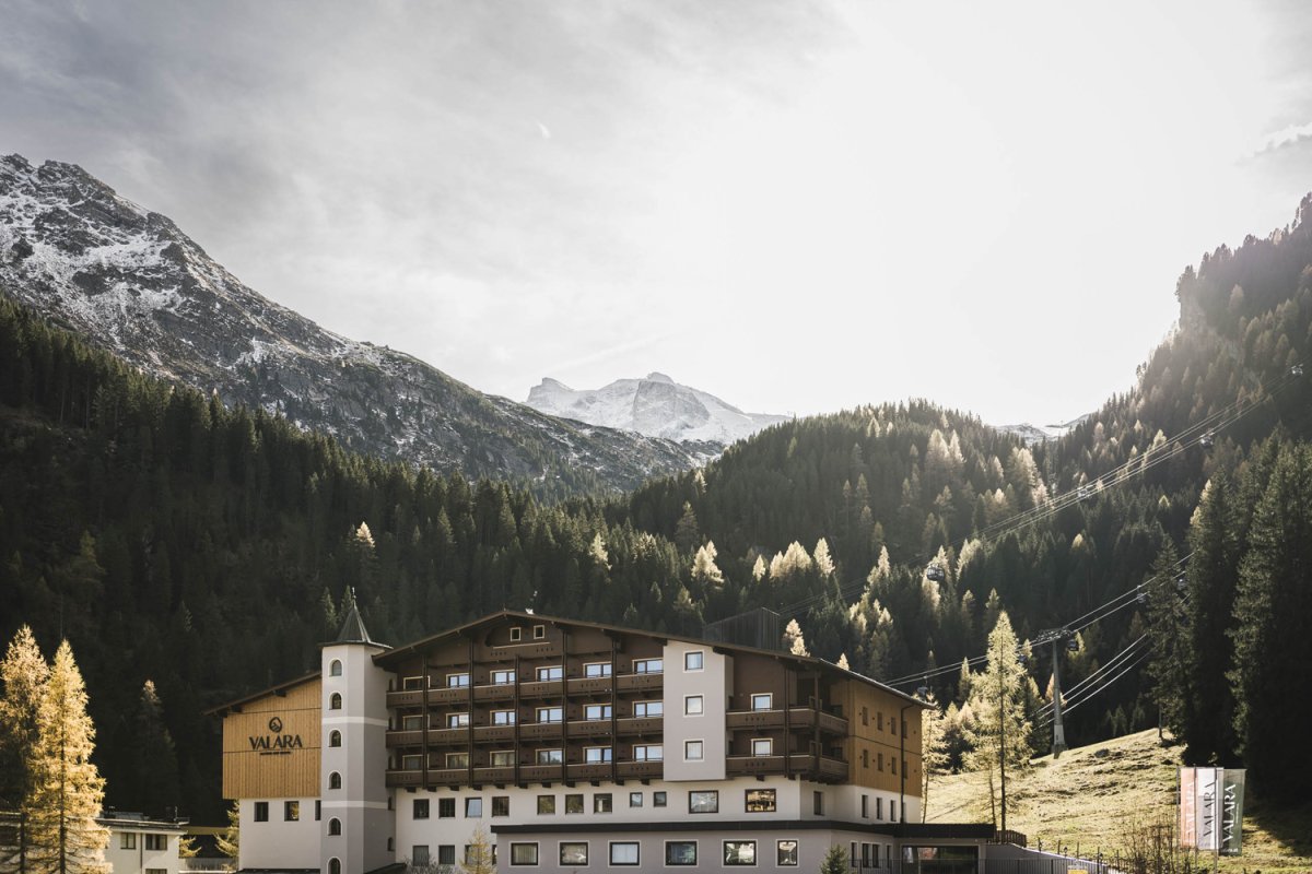 VALARA Alpine Art Hotel