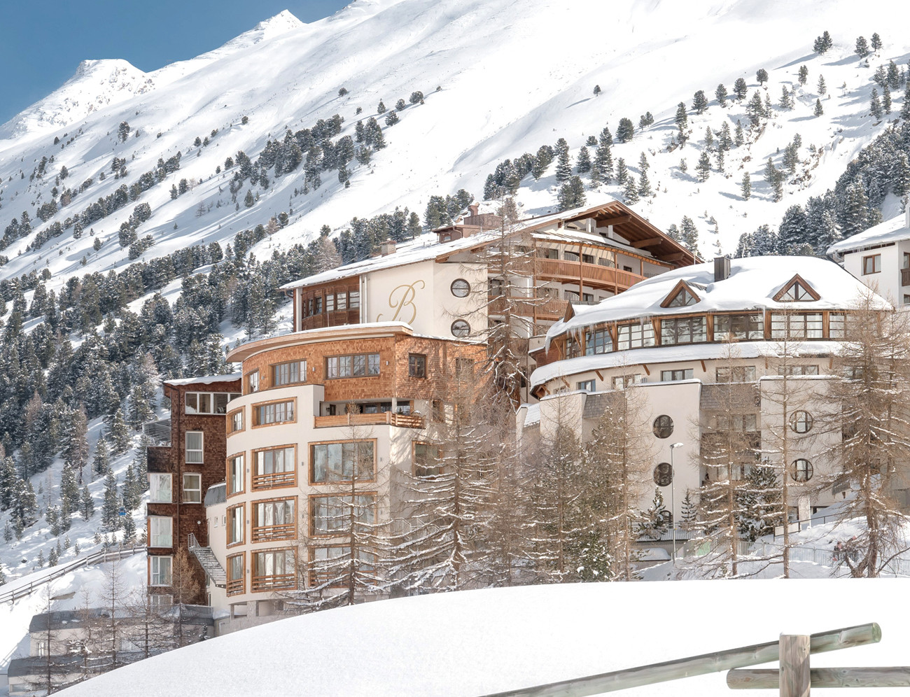 Aussenansicht des Art & Relax Hotel Bergwelten