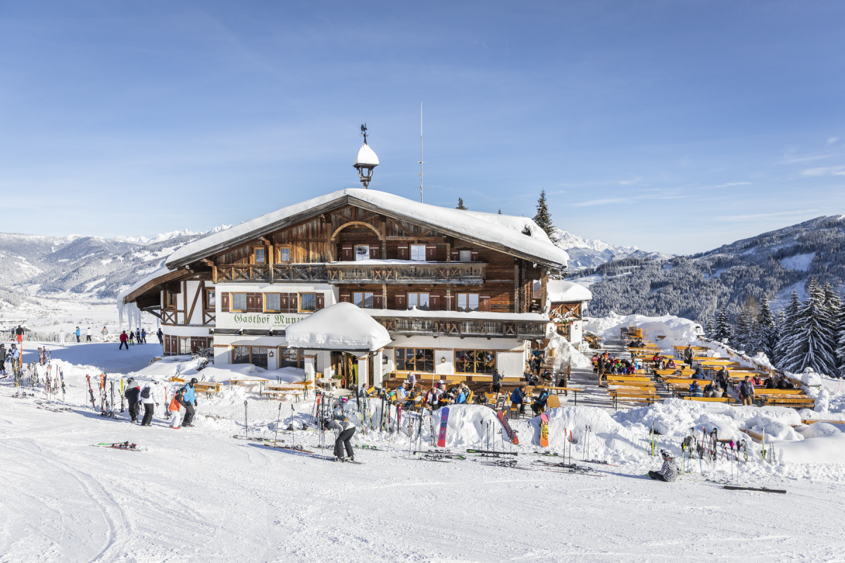 Berggasthof Munzen Foto von außen