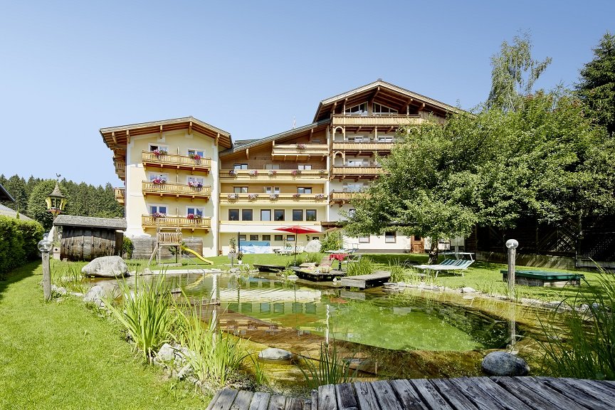 Hotel Steiger Foto des Hotels im Sommer