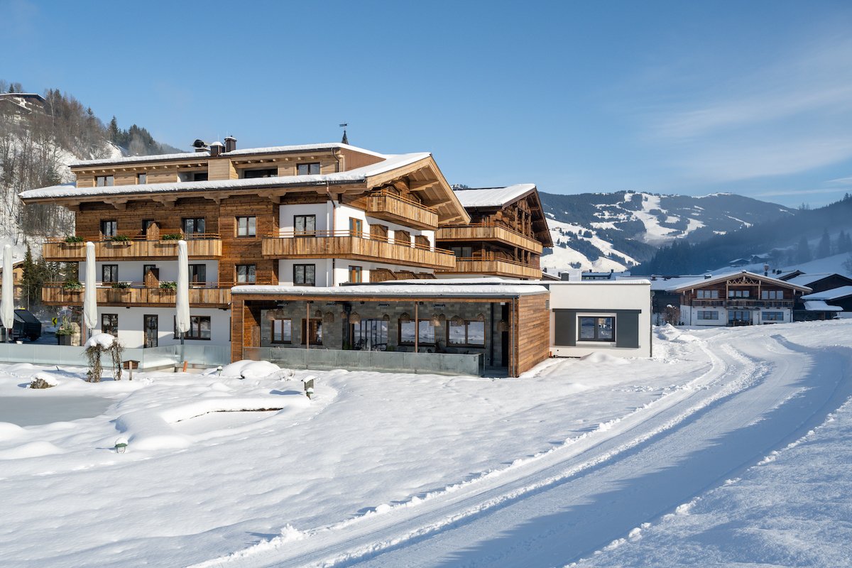Ski & Bike Hotel Wiesenegg Foto von Ski & Bike Hotel Wiesenegg von Außen im Winter