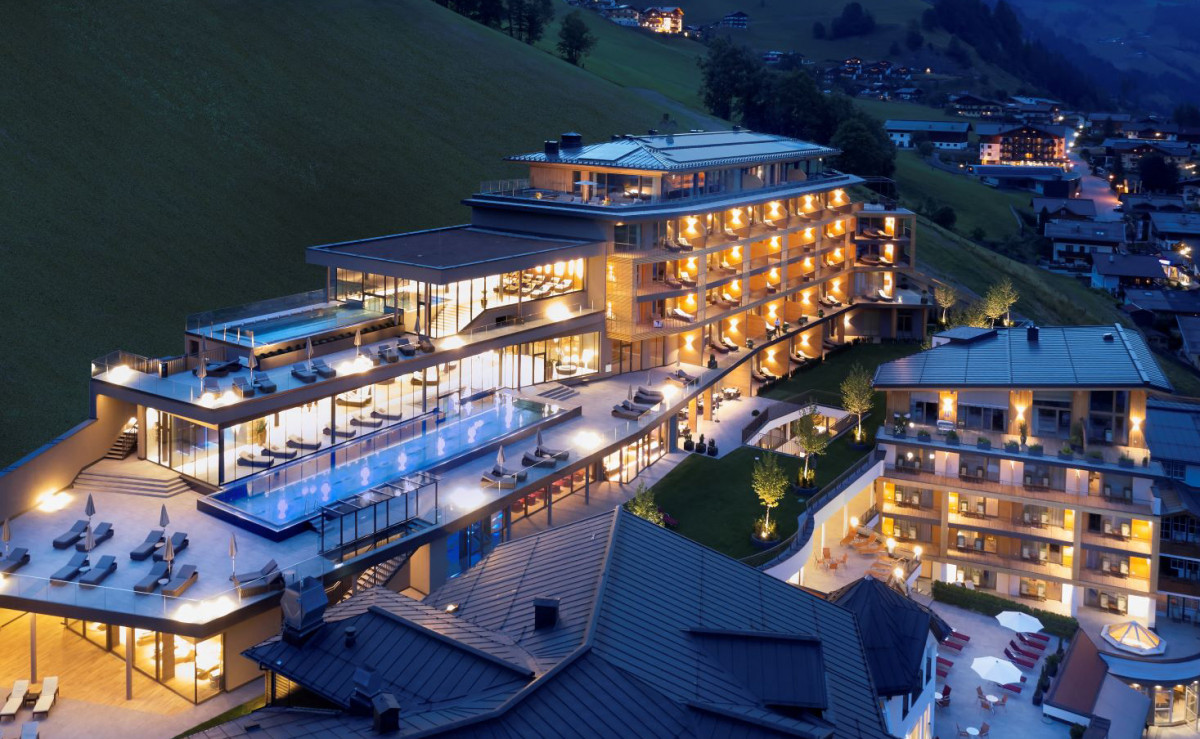 Das Edelweiss Salzburg Moutain Resort Außenansicht Das Edelweiss Salzburg Moutain Resort